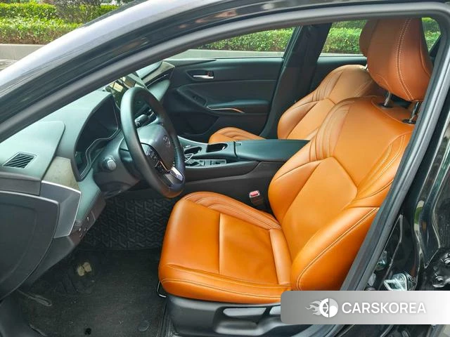 Toyota Avalon 2024 Черный из Китая, фото 2