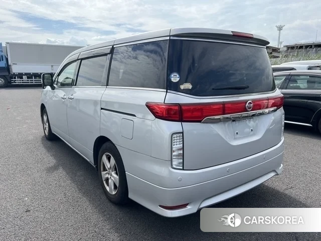 Nissan Elgrand 2019 из Японии, фото 2