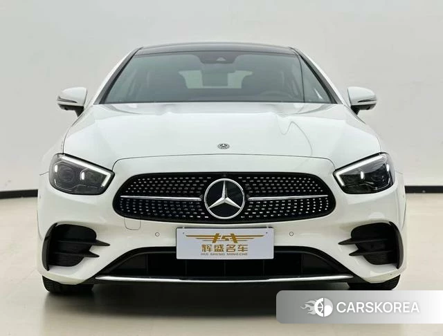 Mercedes-Benz E-Class 2021 Белый из Китая, фото 2