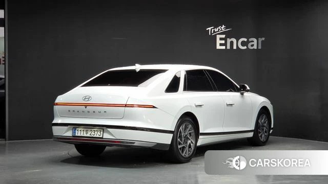 Hyundai Grandeur (GN7) id 5015898 из Кореи 12
