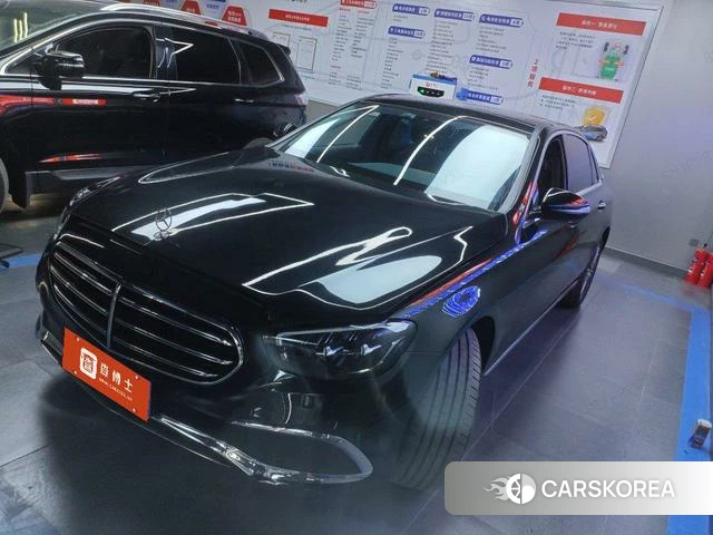 Mercedes-Benz E-Class 2022 Черный из Китая, фото 2