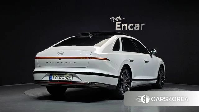 Hyundai Grandeur Hybrid (GN7) id 4834346 из Кореи 12