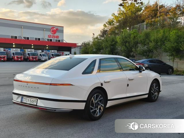 Hyundai Grandeur (GN7) id 5021758 из Кореи 12