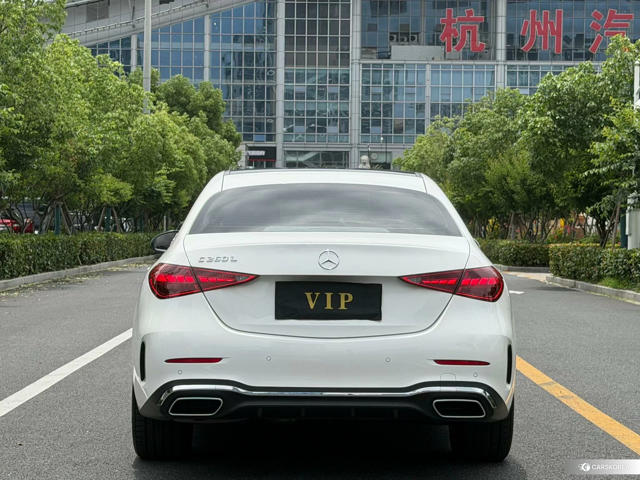 Mercedes-Benz C-class 2024 Белый из Китая, фото 2