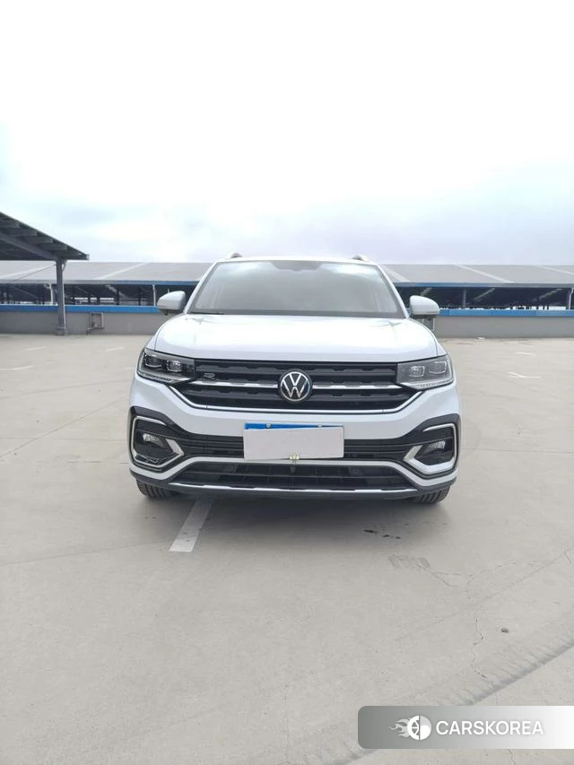 Volkswagen Tacqua 2021 Белый из Китая, фото 2