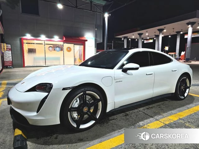Porsche Taycan id 4943274 из Кореи 10