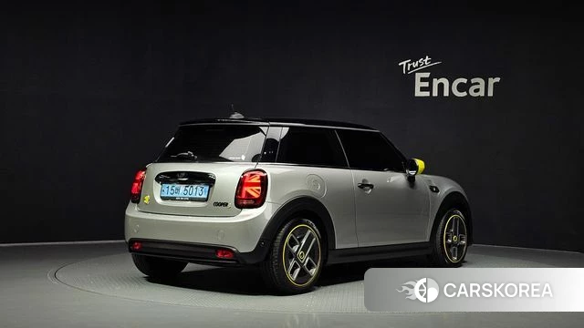 Mini Cooper Electric id 4916898 из Кореи 12