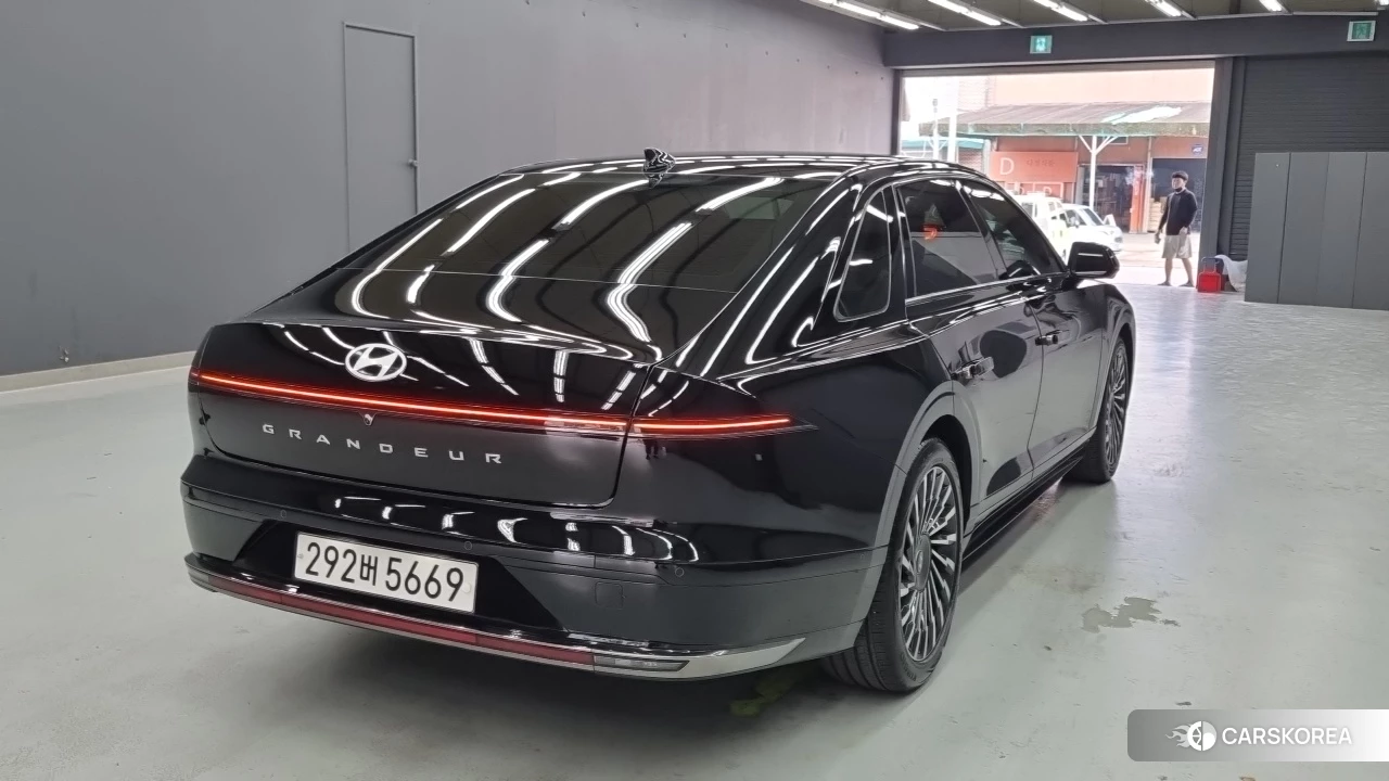 Hyundai Grandeur (GN7) id 4665828 из Кореи 10
