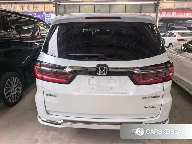 Honda Elysion 2023 Белый из Китая, фото 2