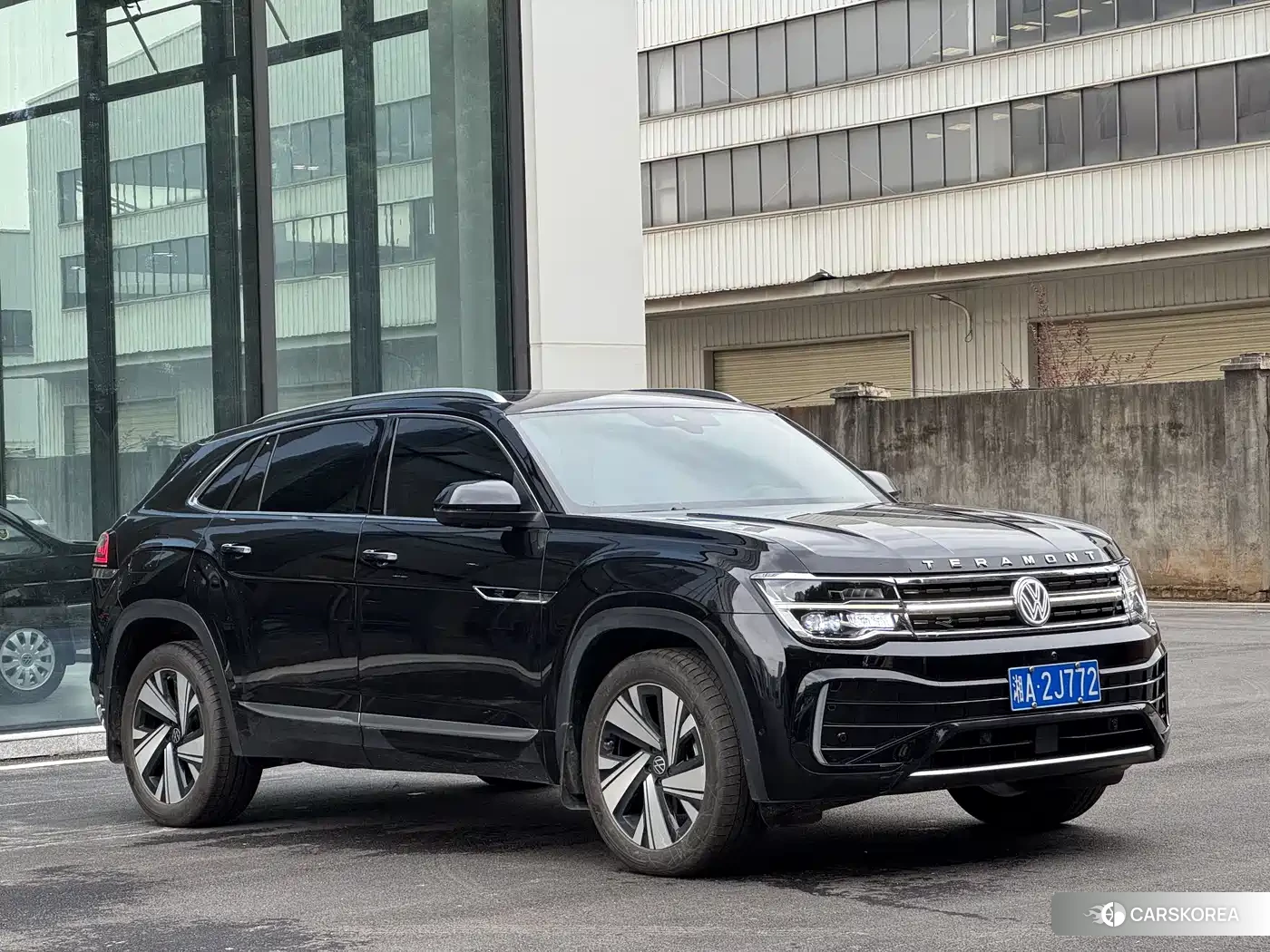 Volkswagen Teramont 2025 Черный из Китая, фото 2