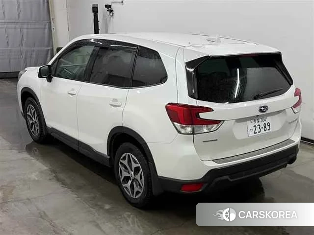 Subaru Forester 2018 из Японии, фото 2