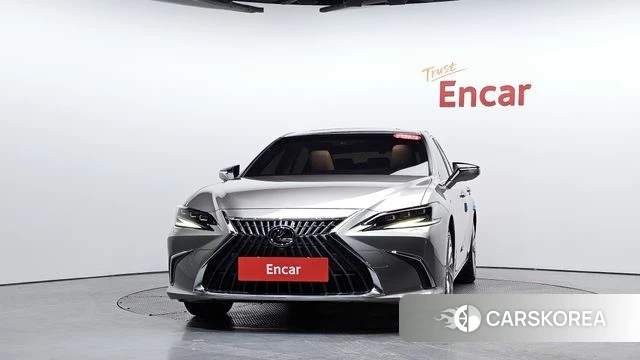 Lexus ES300h 7th generation id 5045993 из Кореи 12
