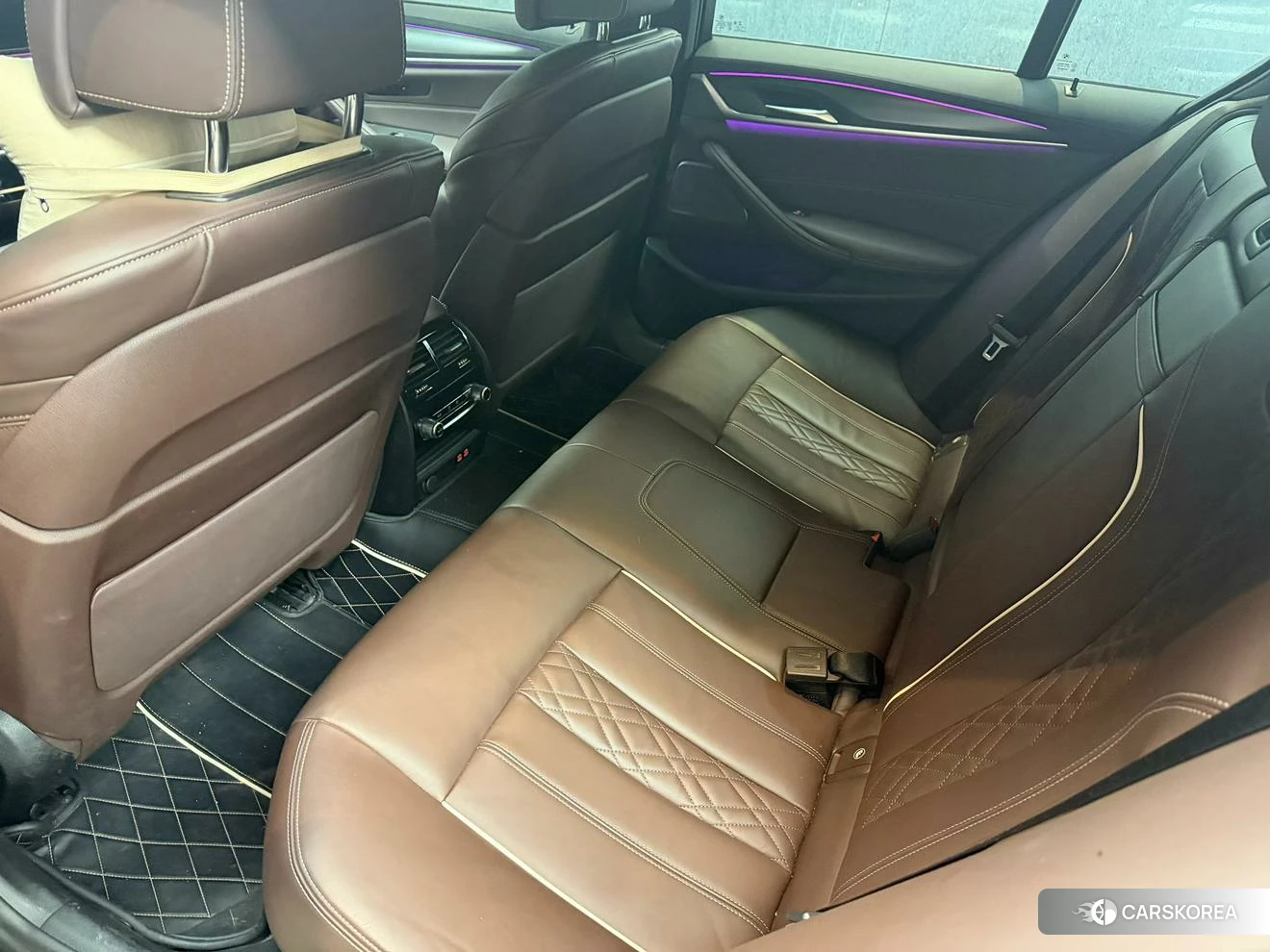 BMW 5 series 2021 Черный из Китая, фото 2