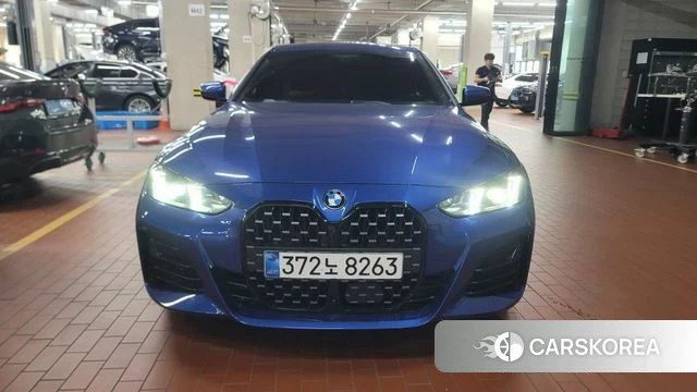 BMW 4 Series (G22) 2025 Синий из Кореи, фото 2