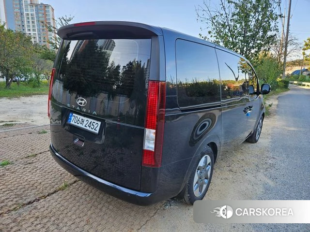Hyundai Staria 2024 Синий из Кореи, фото 2