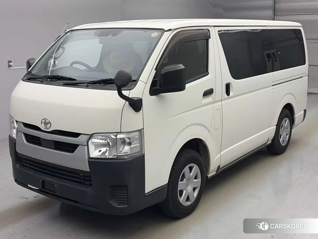 Toyota HiAce Van 2020 из Японии, фото 2