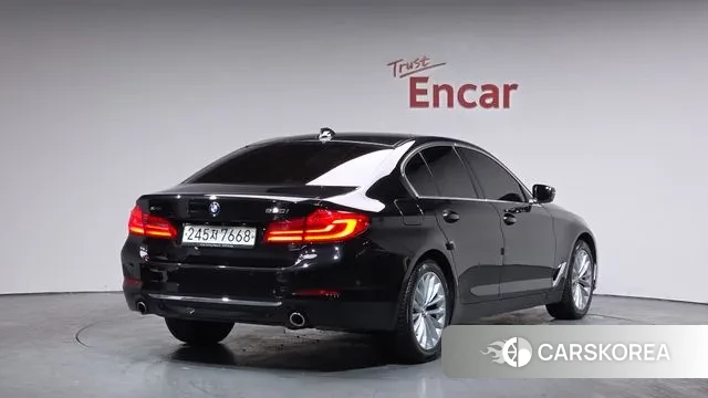 BMW 5 Series (G30) id 3736610 из Кореи 12