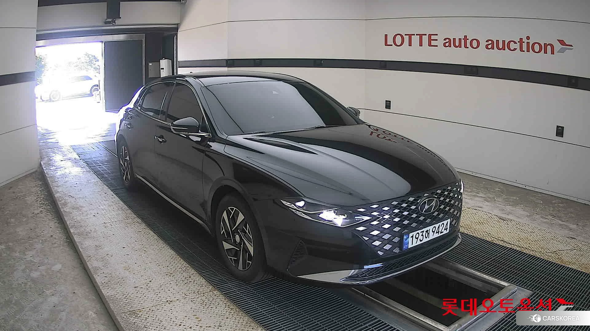Hyundai Grandeur Hybrid id 4990084 из Кореи 12