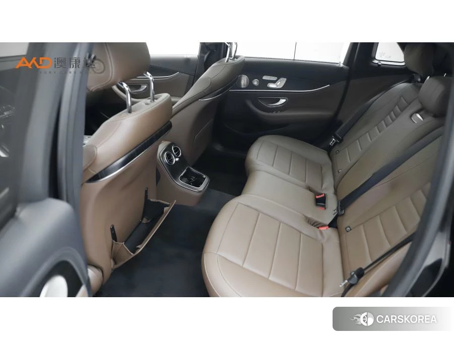 Mercedes-Benz E-Class 2021 Черный из Китая, фото 2