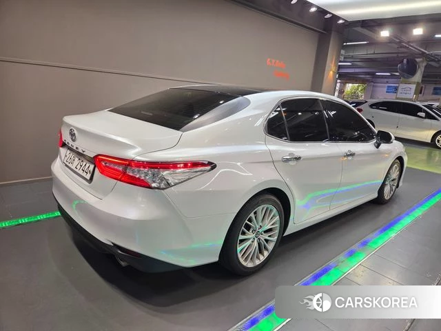 Toyota Camry (XV70) 2019 Белый из Кореи, фото 6