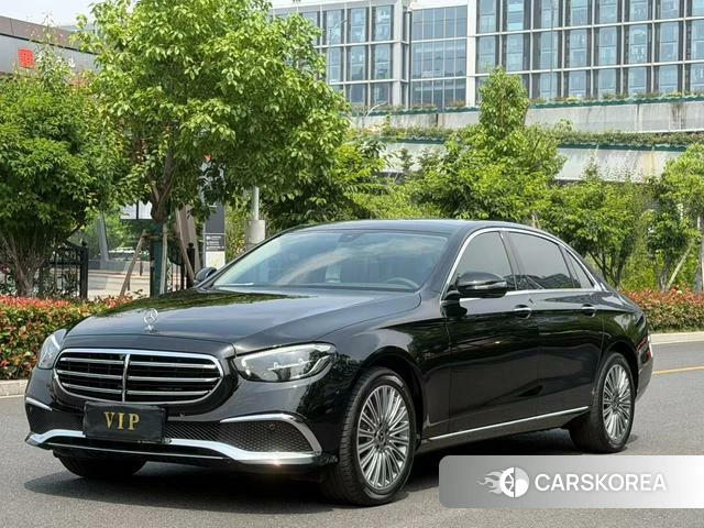 Mercedes-Benz E-Class 2023 Черный из Китая, фото 2