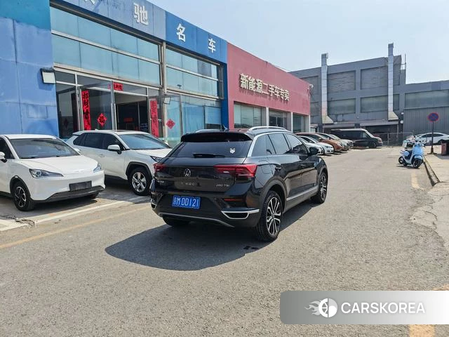 Volkswagen T-Roc 2021 Темно-серый из Китая, фото 2
