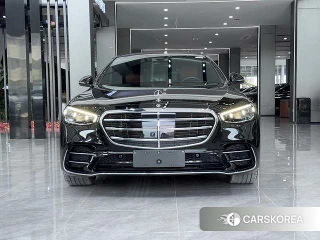 Mercedes-Benz S-Class 2023 Черный из Китая, фото 2