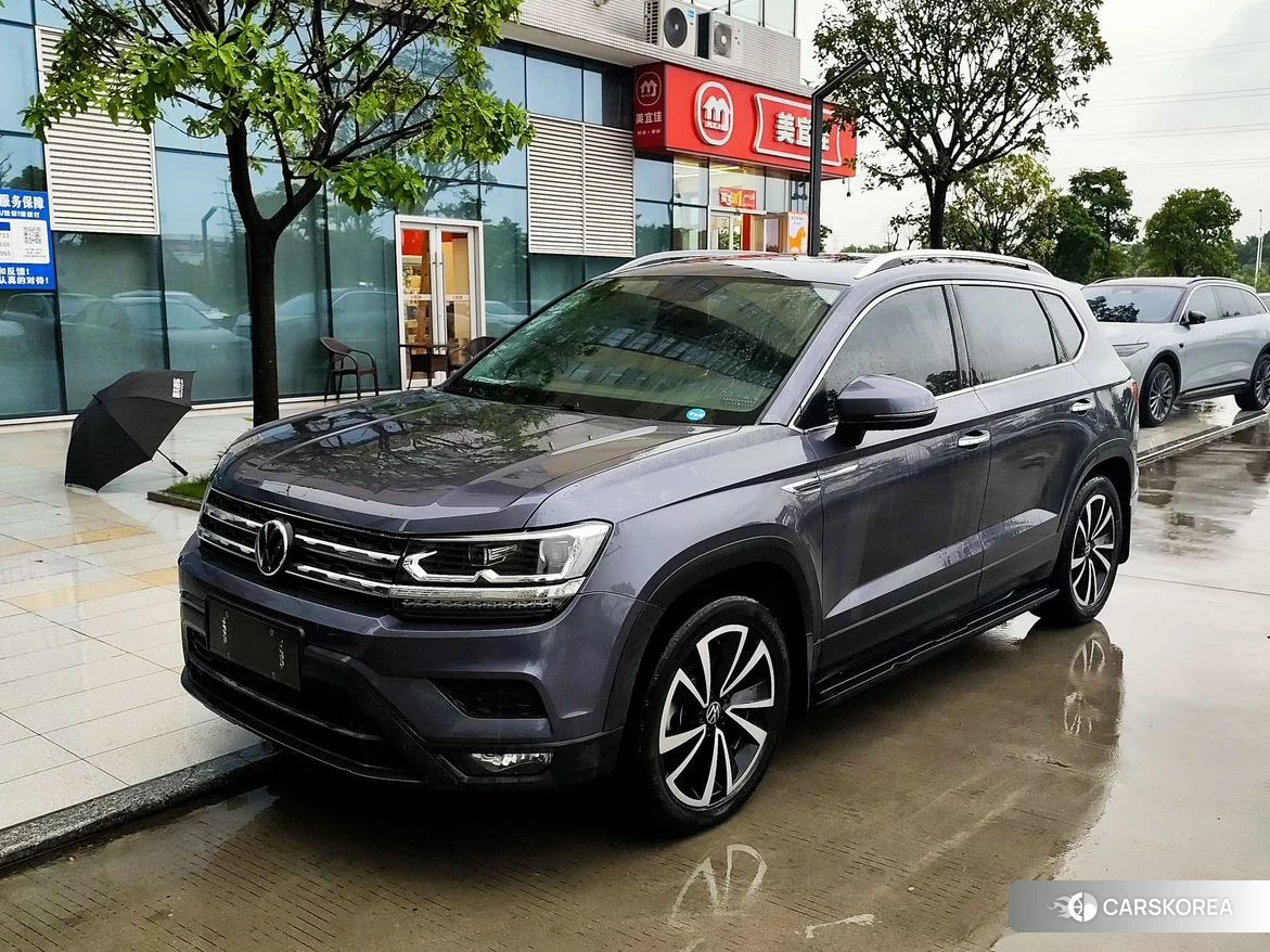 Volkswagen Tharu 2020 Темно-серый из Китая, фото 2