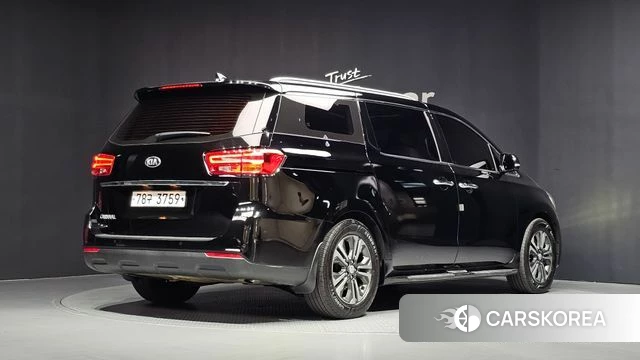 Kia The New Carnival id 4993417 из Кореи 12