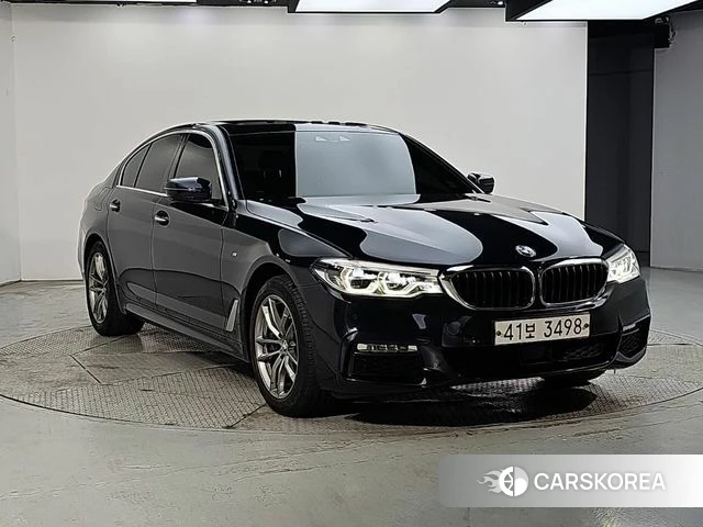 BMW 5 Series (G30) id 5036083 из Кореи 12