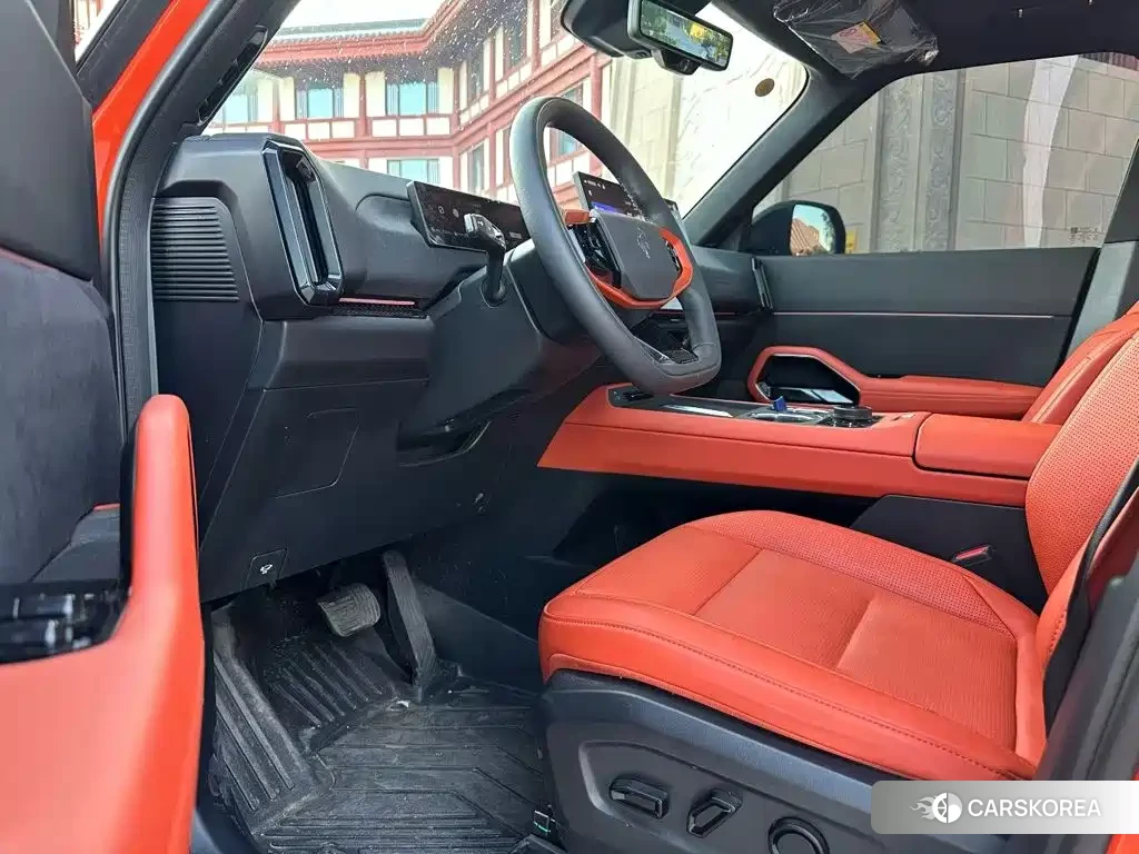 Ford Bronco 2026 Yellow/orange из Китая, фото 2