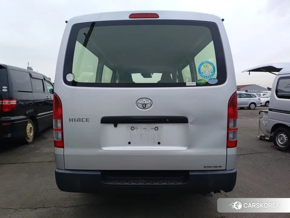 Toyota HiAce Van 2020 из Японии, фото 2