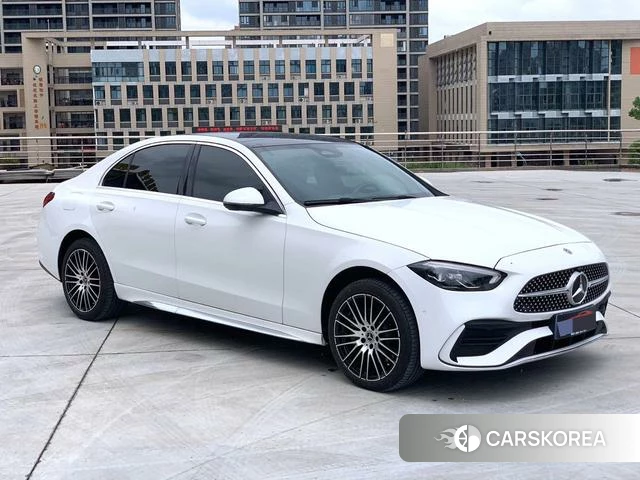 Mercedes-Benz C-class 2024 Белый из Китая, фото 2