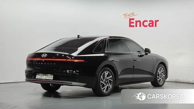 Hyundai Grandeur (GN7) id 4675132 из Кореи 12