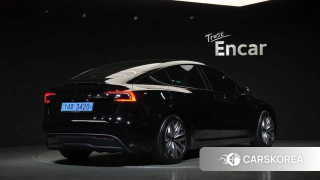 Tesla Model 3 id 5021308 из Кореи 12