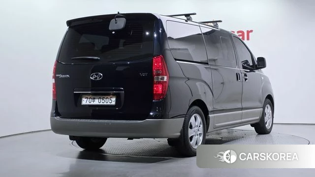 Hyundai The New Grand Starex id 4952514 из Кореи 12