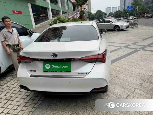 Toyota Avalon 2021 Белый из Китая, фото 2