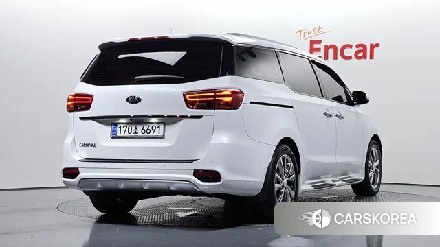 Kia The New Carnival id 4536273 из Кореи 12