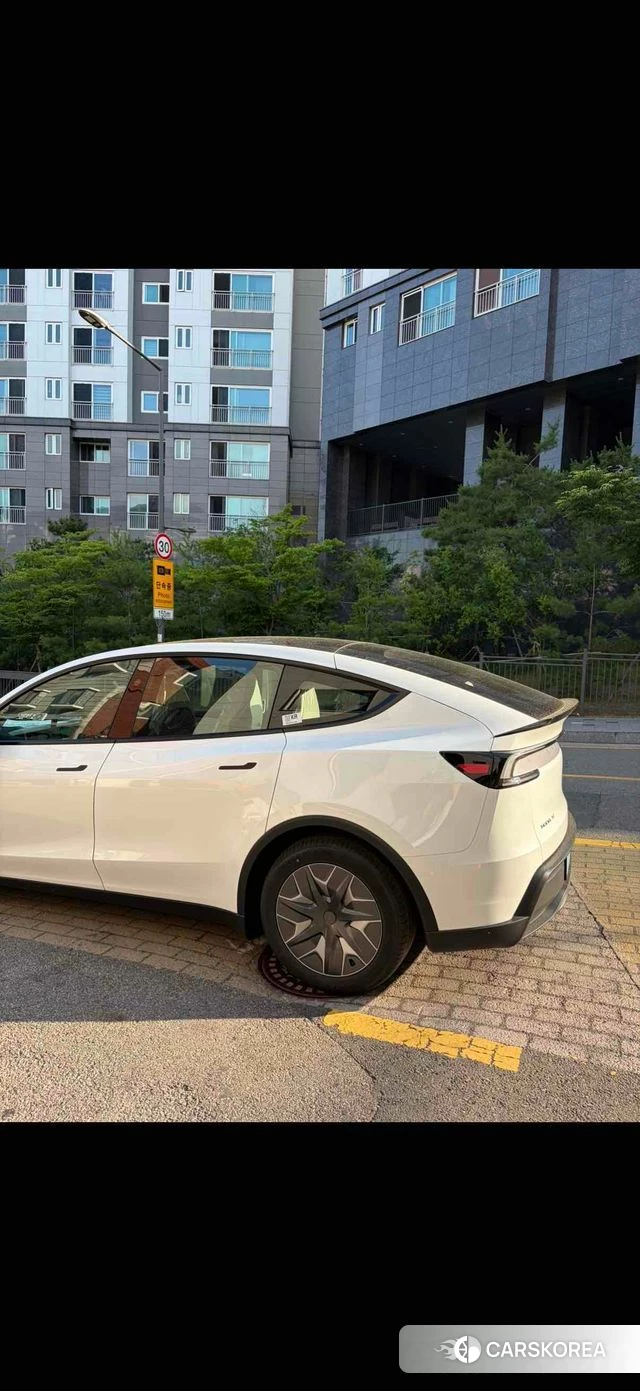 Tesla Model Y 2026 Белый из Кореи, фото 2