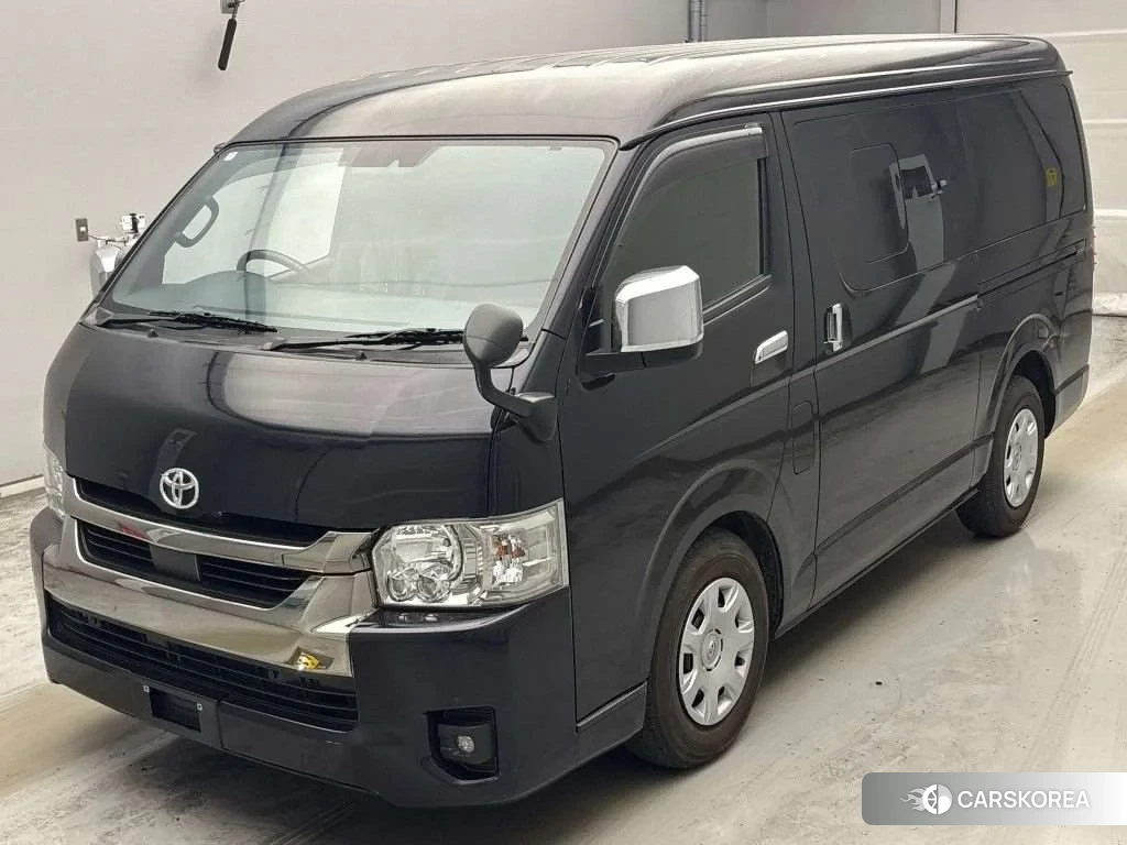 Toyota HiAce Van 2024 из Японии, фото 2