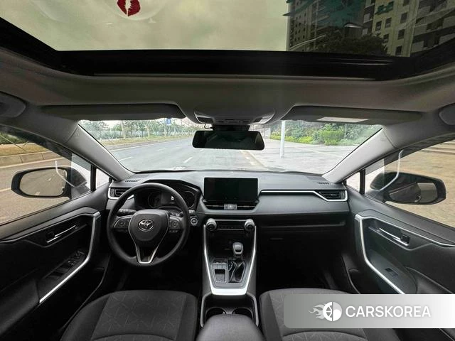 Toyota RAV4 2024 Серебристо-серый из Китая, фото 5