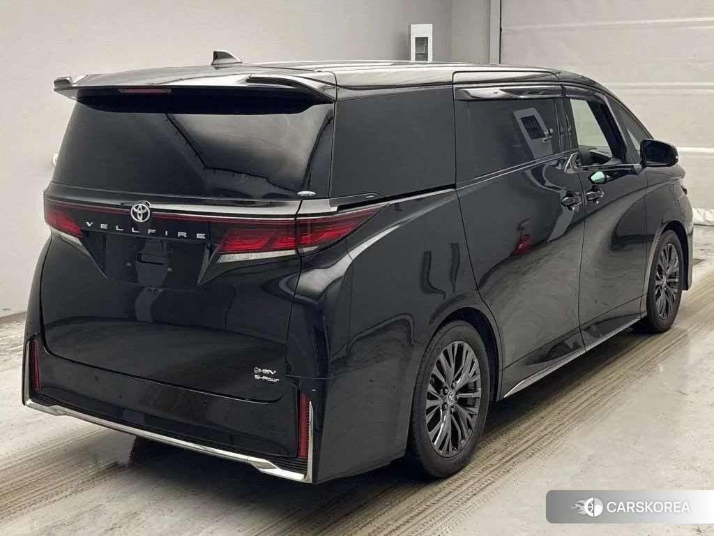 Toyota Vellfire 2023 из Японии, фото 2