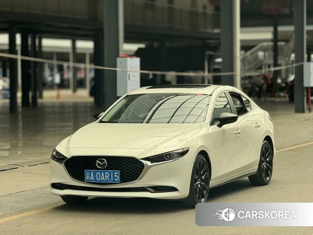 Mazda 3 2024 Белый из Китая, фото 6