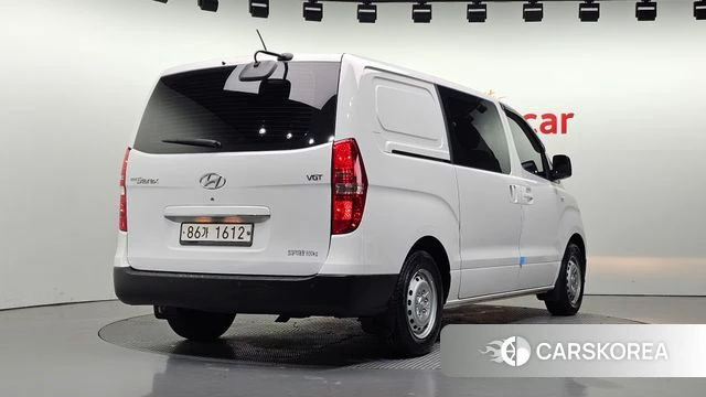 Hyundai The New Grand Starex id 5041298 из Кореи 12
