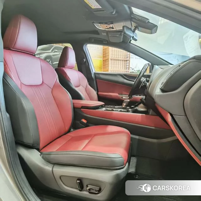 Lexus NX 2023 Серебристо-серый из Китая, фото 2