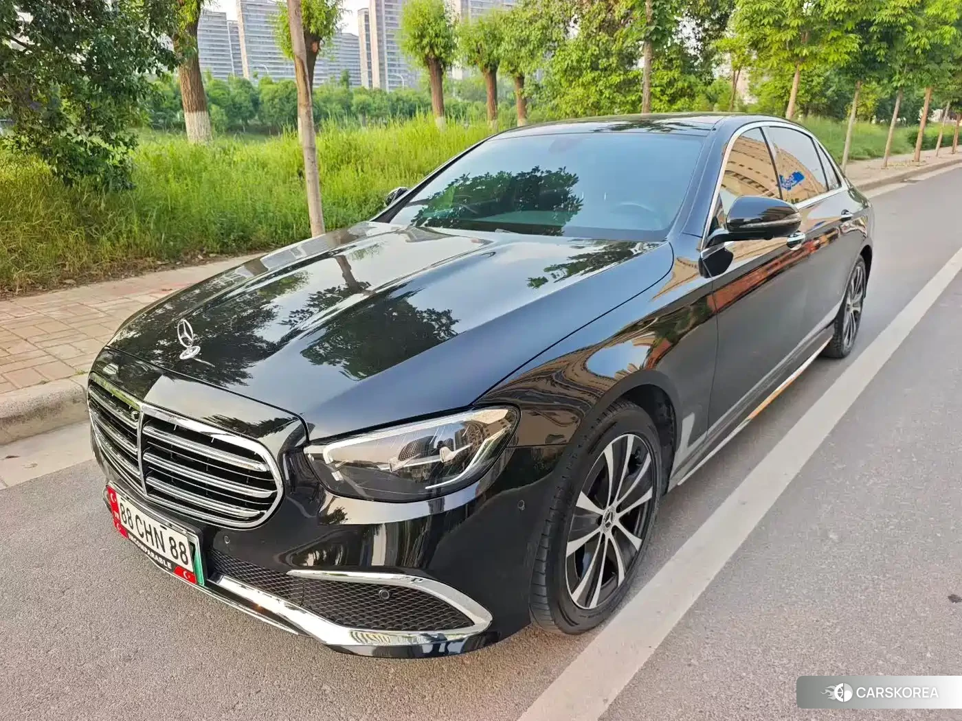 Mercedes-Benz E-Class 2023 Черный из Китая, фото 2