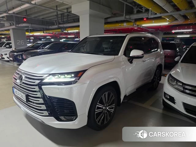 Lexus LX 4th Generation 2026 Белый из Кореи, фото 2