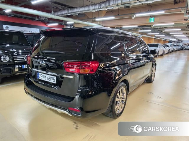 Kia The New Carnival id 5023653 из Кореи 12