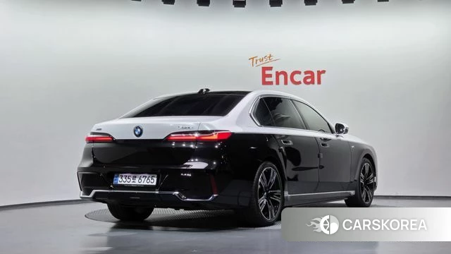 BMW 7 Series (G70) id 5045826 из Кореи 12