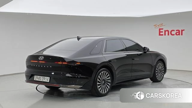 Hyundai Grandeur Hybrid (GN7) id 5011009 из Кореи 12